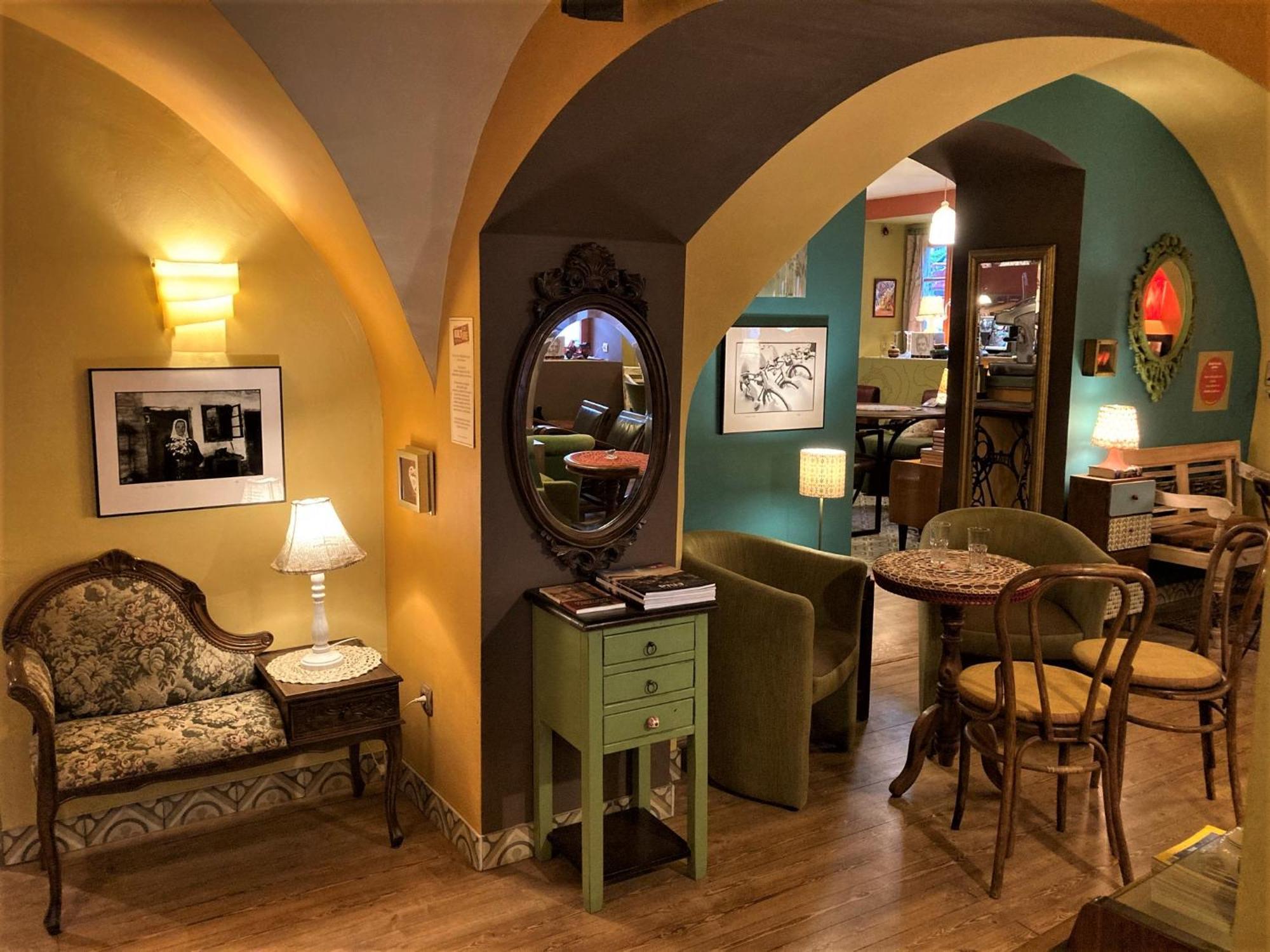 Muzikafe - Home Of Culture Πτούι Εξωτερικό φωτογραφία