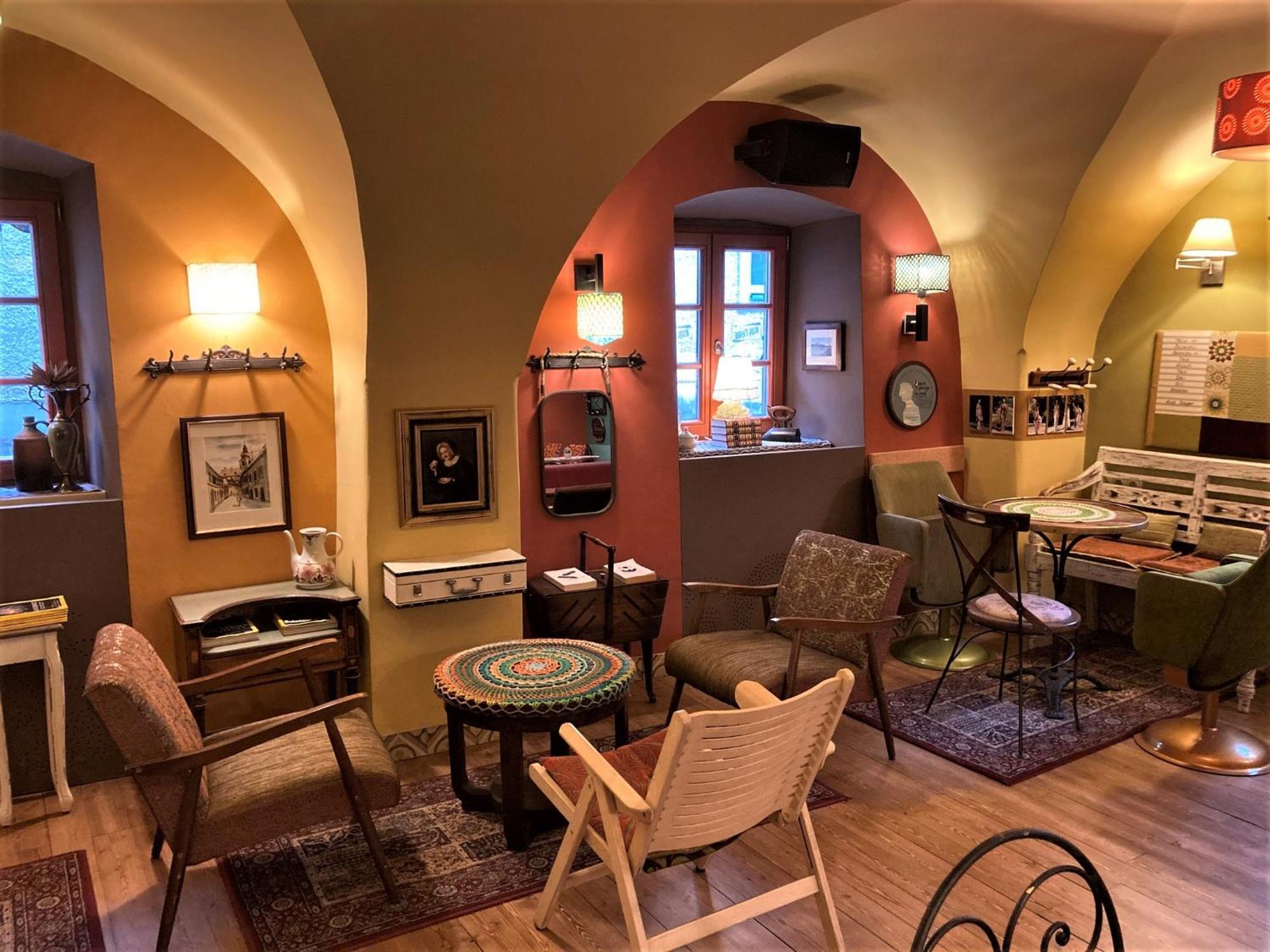 Muzikafe - Home Of Culture Πτούι Εξωτερικό φωτογραφία