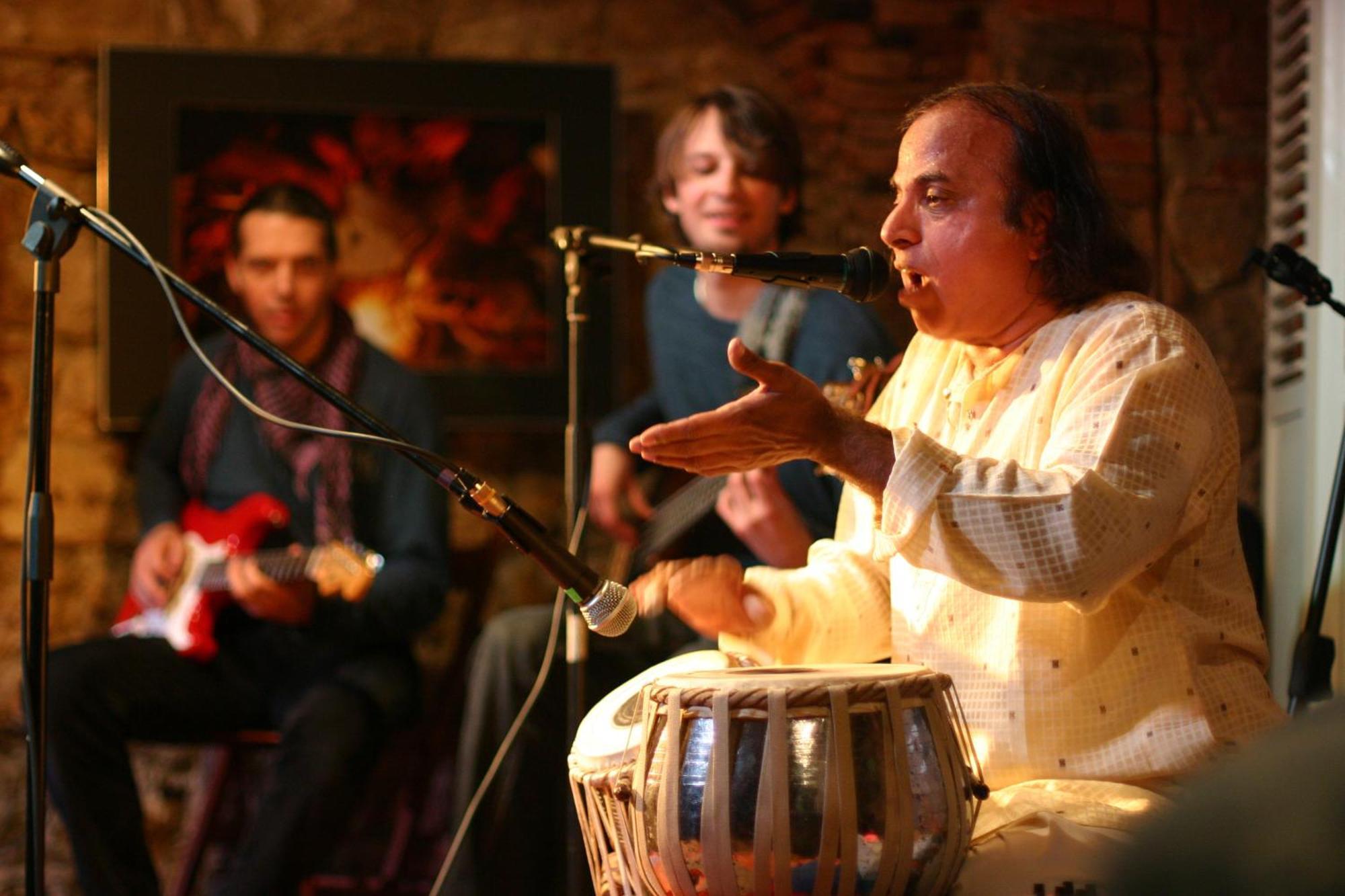 Muzikafe - Home Of Culture Πτούι Εξωτερικό φωτογραφία